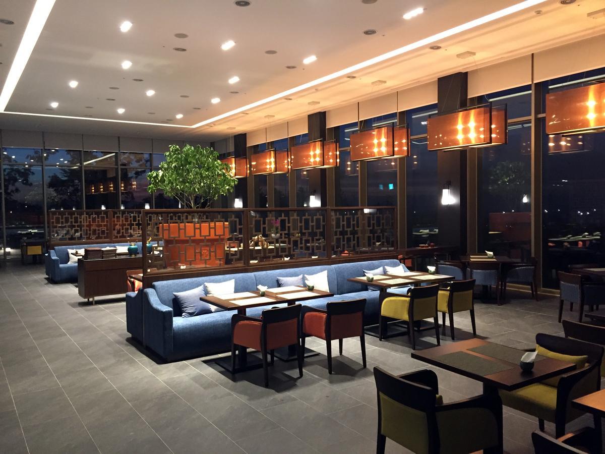 Camphortree Hotel And Resort Jeju Exterior foto