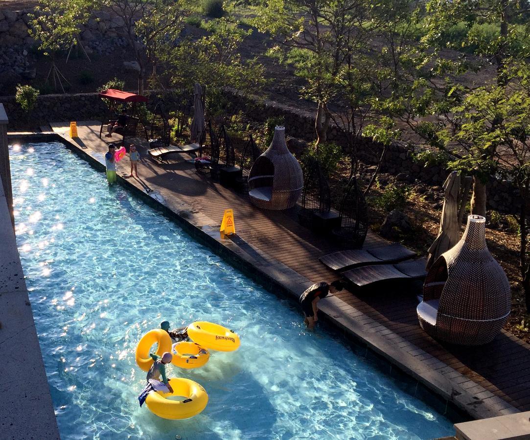 Camphortree Hotel And Resort Jeju Exterior foto